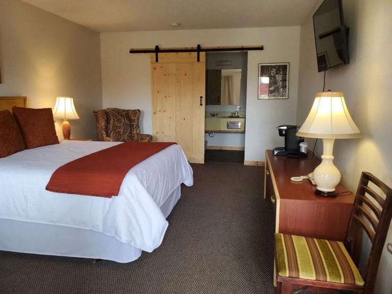 The 6 Best Hotels In Deer Lodge, Montana Discovering Montana