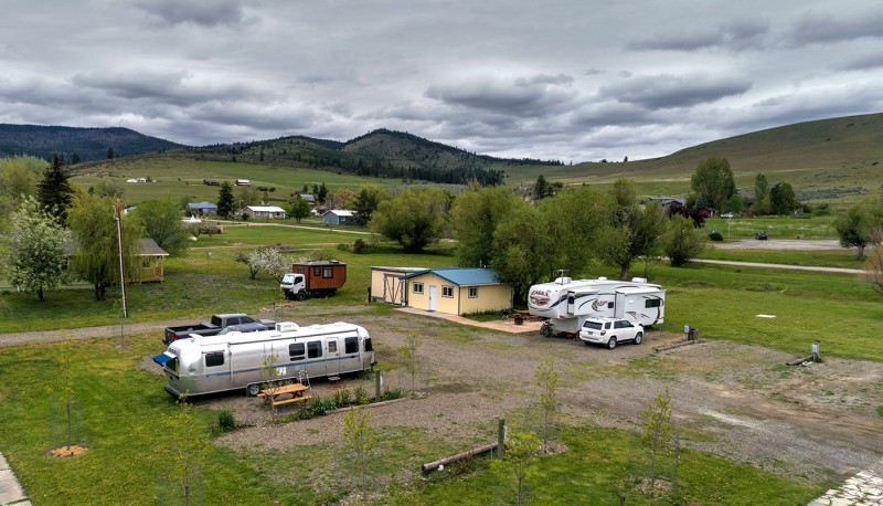 sophia springs, lodging and rv park