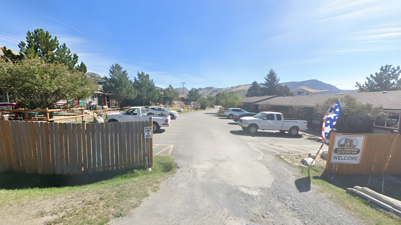 Yellowstone Gateway Inn